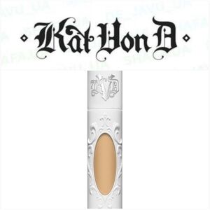 KAT VON D True Portrait Foundation LIGHT 004
